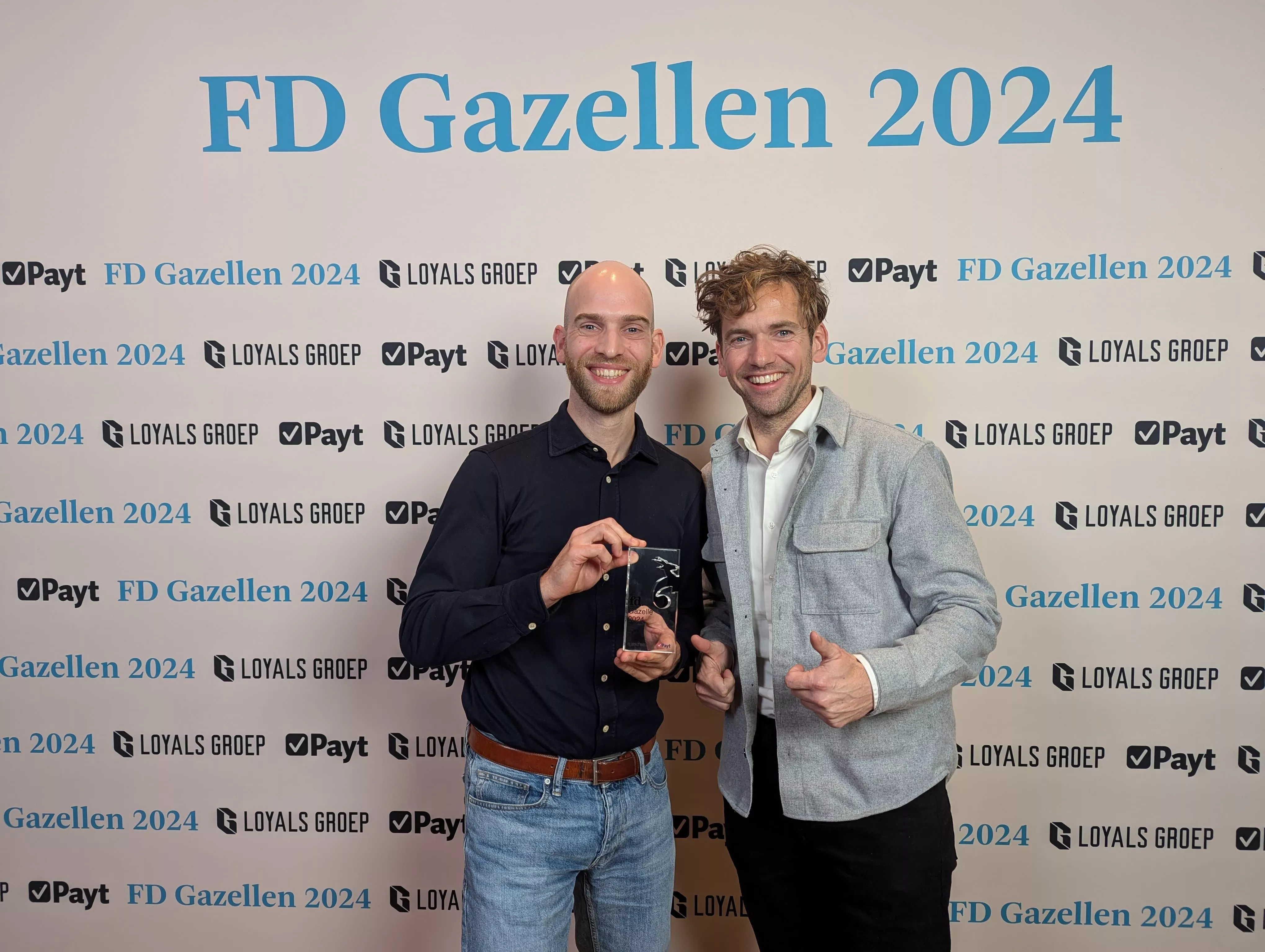 Twee Salesforce consultants bij de uitreiking van de FD Gazellen in 2024.